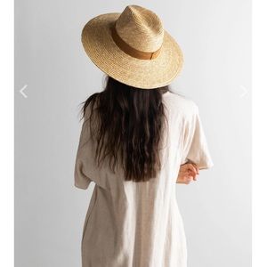 Straw Hat Fedora - Natural. One size fits most. Gigi Pip